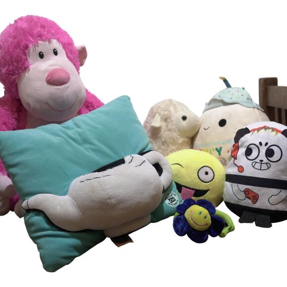 Lot of 7 Medium to Large Plushies 5 ib Kidcore Cozycore - Picture 3 of 16